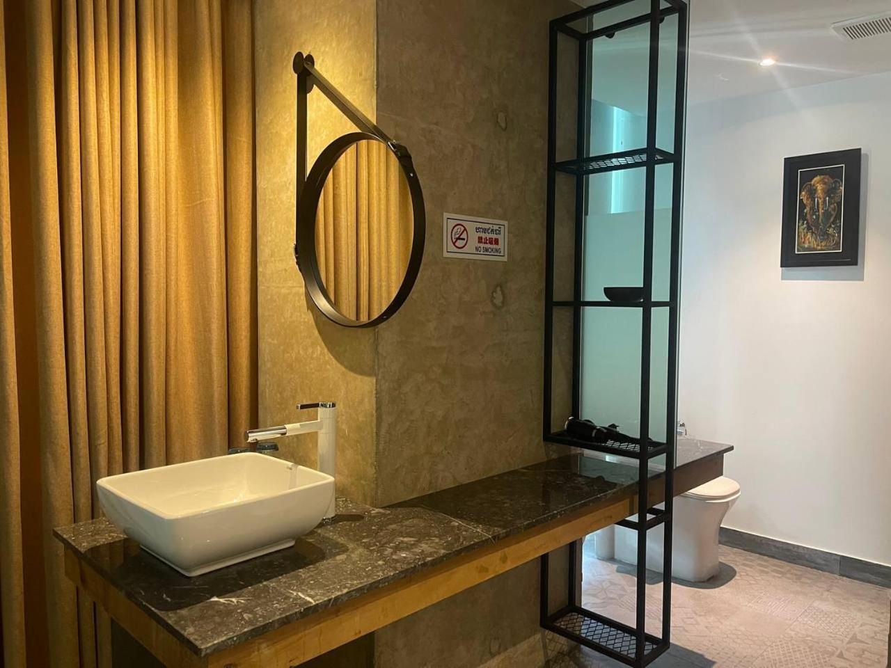 Check Inn Phnom Penh Royal Palace Zimmer foto
